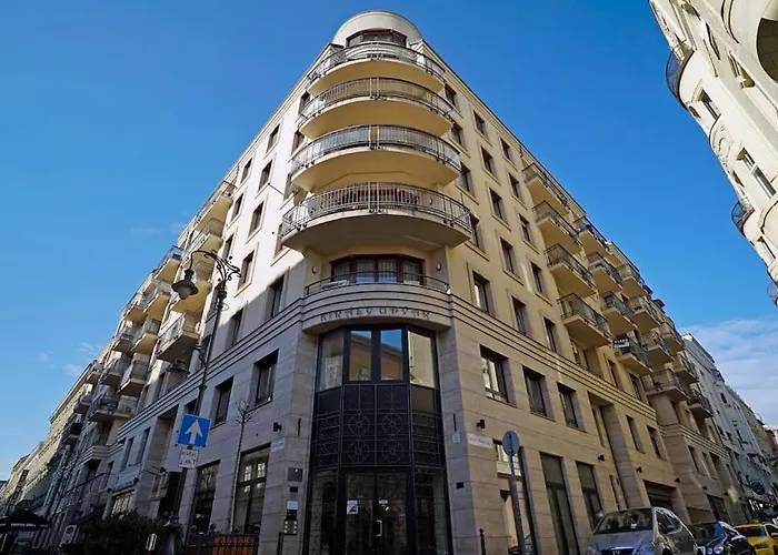 Kiraly Court Apartment #Free Parking