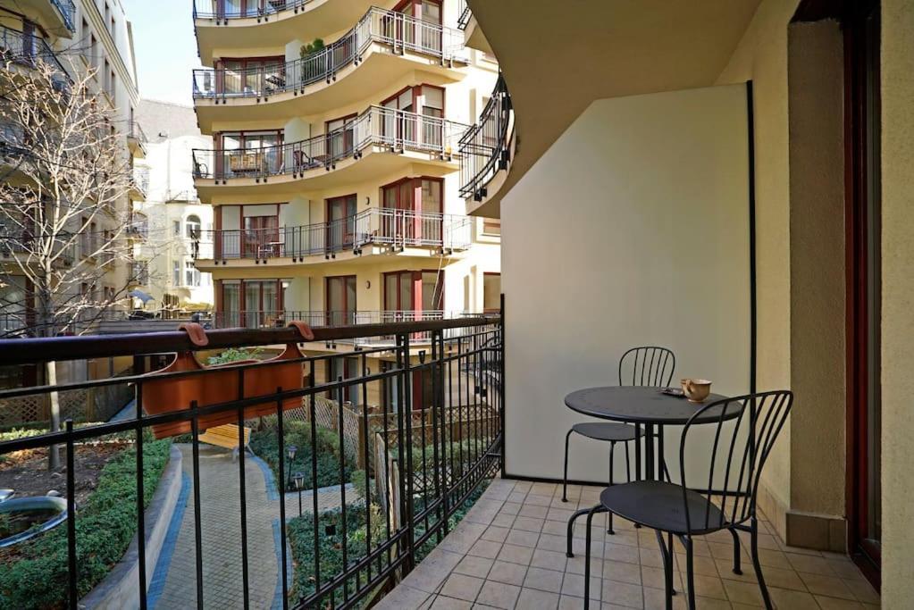 Kiraly Court #free Parking Appartement